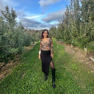 Meet your Posher, Carla